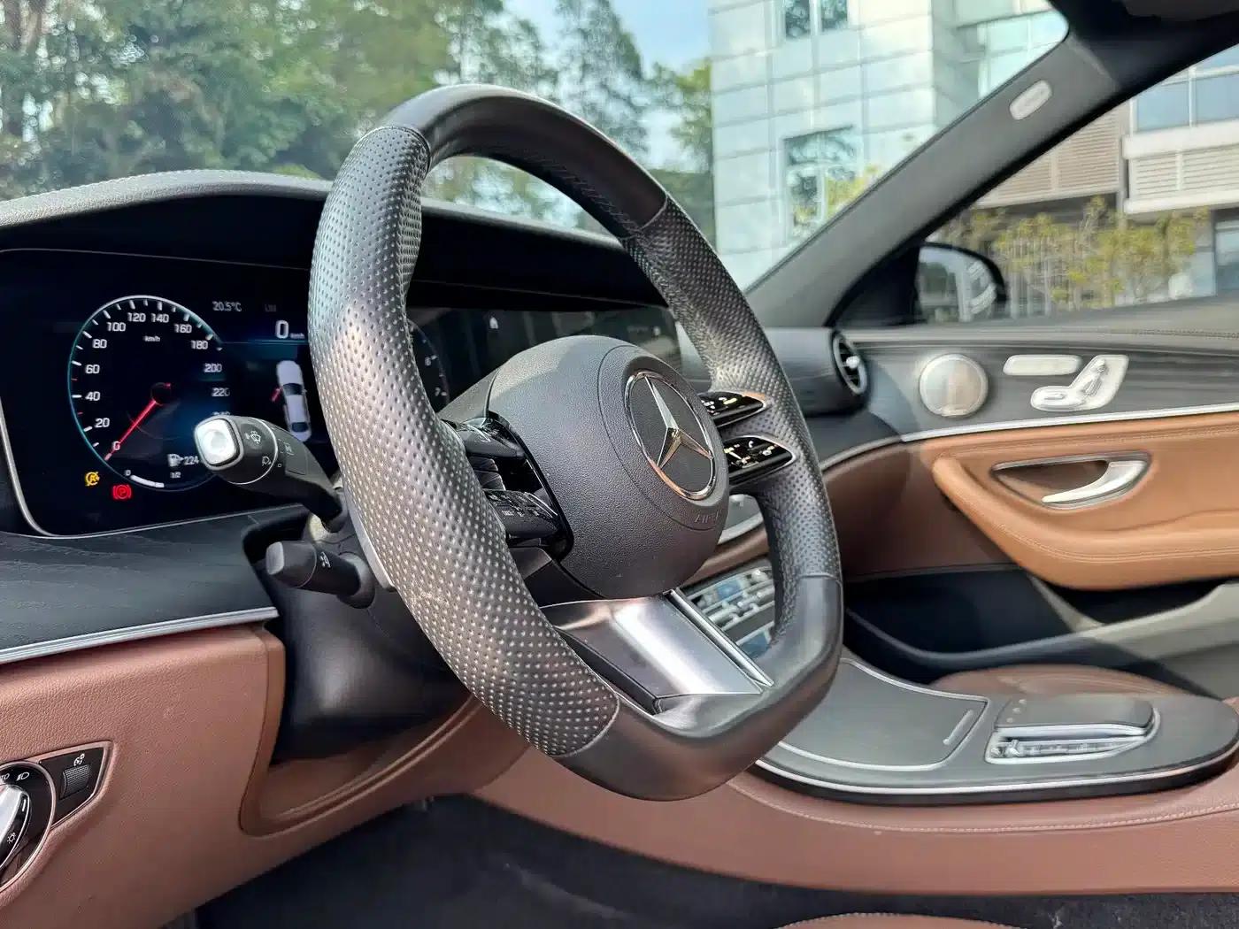Mercedes-Benz E-Class 2022 E 300 L Sport Luxury — миниатюра 6