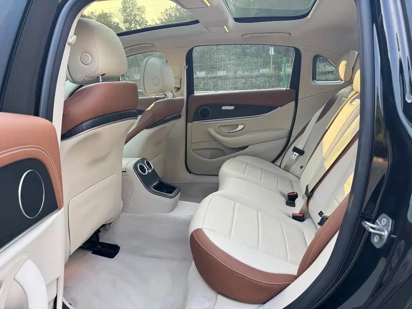 Mercedes-Benz E-Class 2022 E 300 L Sport Style — миниатюра 12