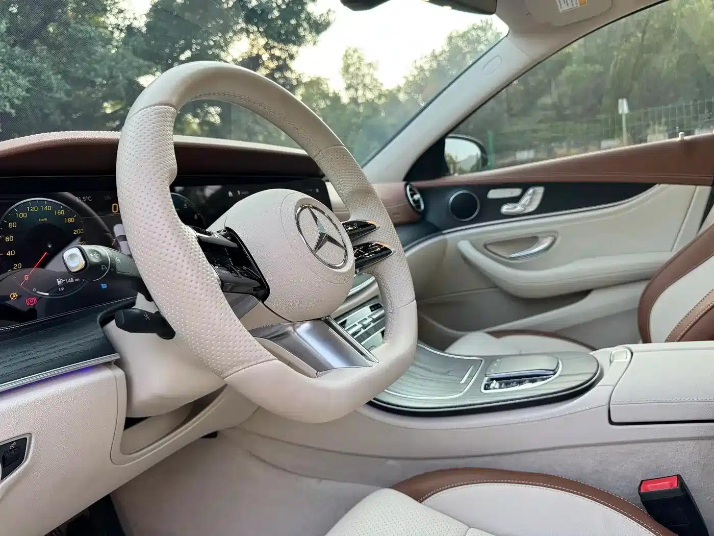 Mercedes-Benz E-Class 2022 E 300 L Sport Style — миниатюра 5