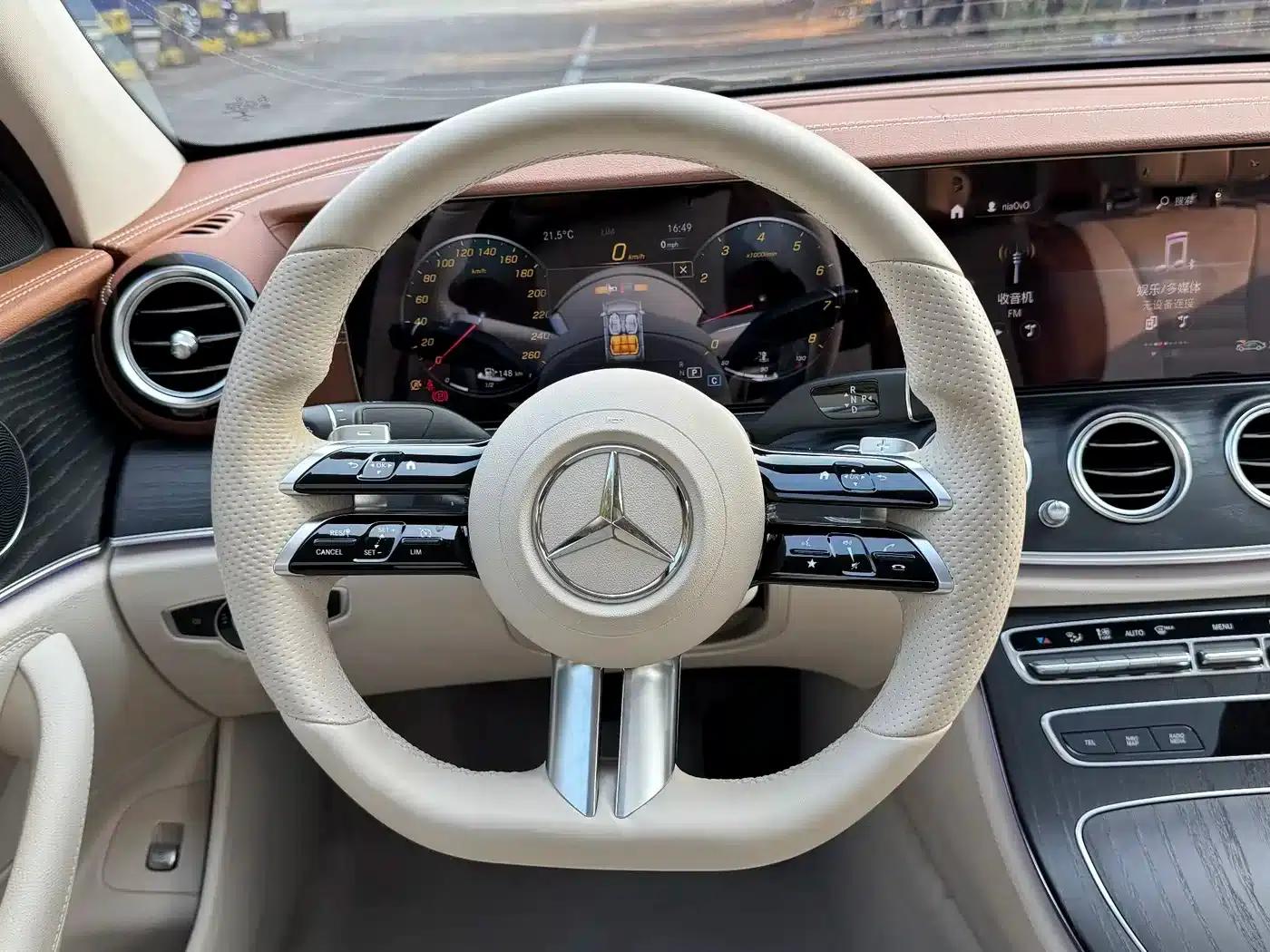 Mercedes-Benz E-Class 2022 E 300 L Sport Style — миниатюра 7
