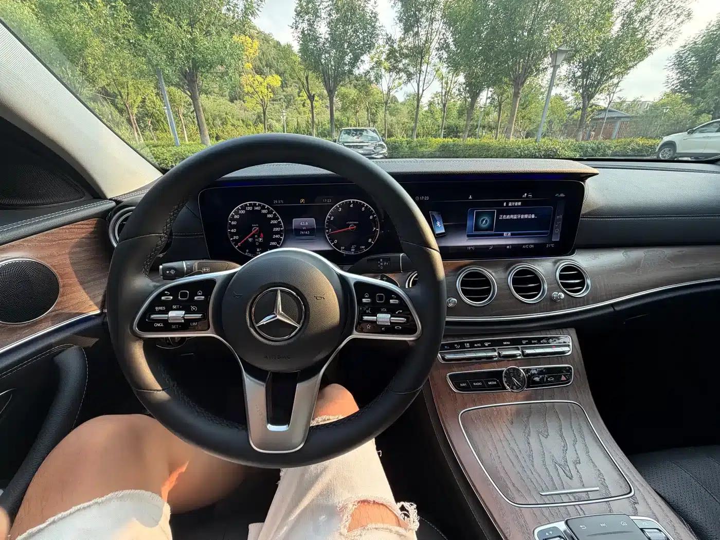 2019 Mercedes-Benz E-Class E 300 L Luxury — миниатюра 15