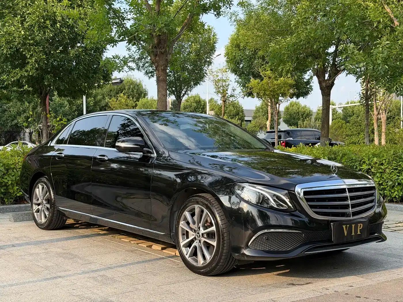 2019 Mercedes-Benz E-Class E 300 L Luxury — миниатюра 3