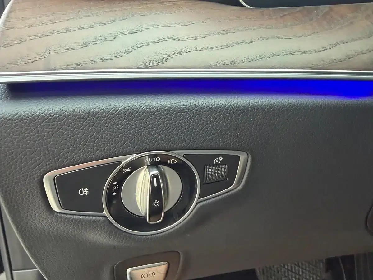 2019 Mercedes-Benz E-Class E 300 L Luxury — миниатюра 10