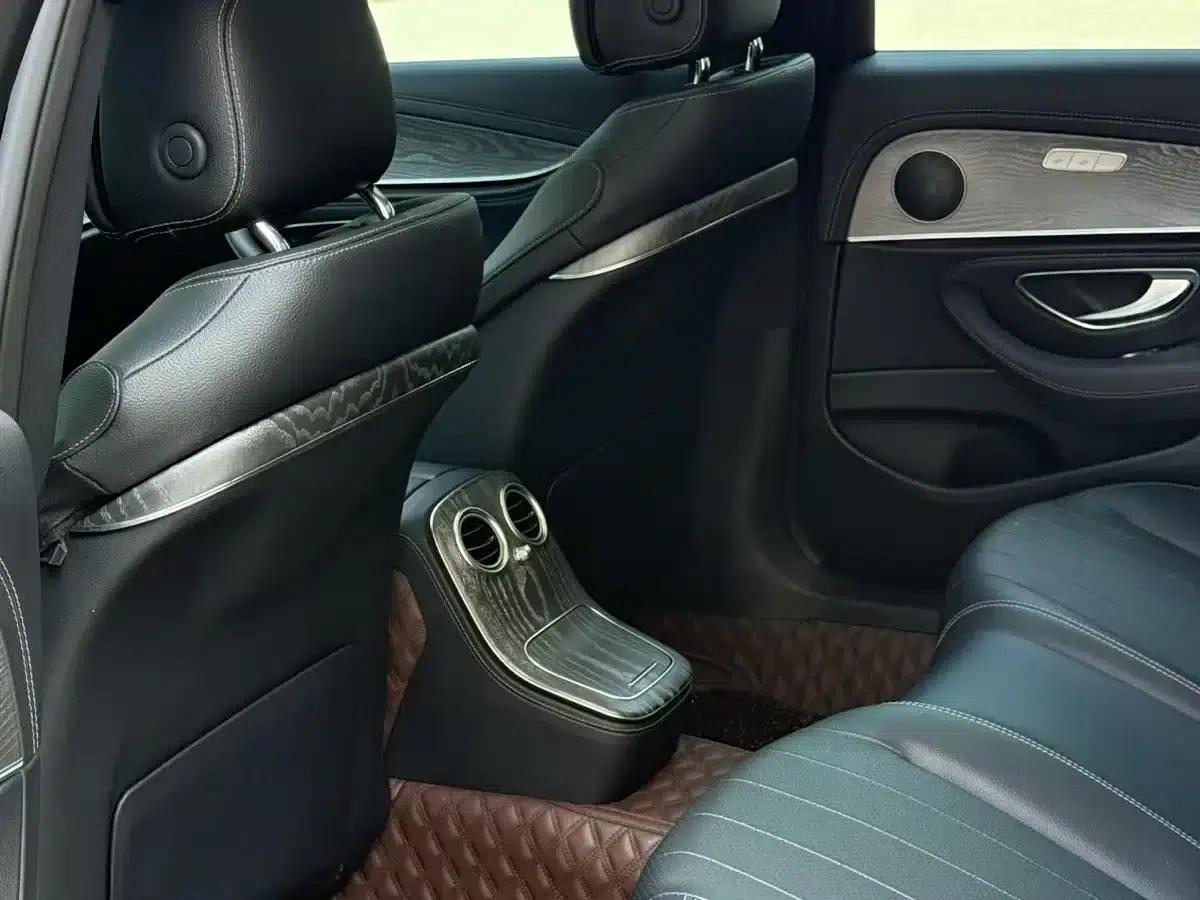 Mercedes-Benz E-Class 2022 E 300 L Fashion Edition — миниатюра 4
