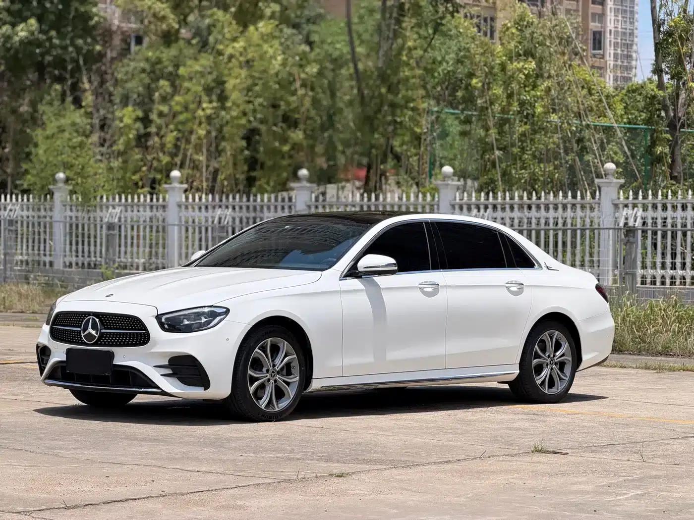 Mercedes-Benz E-Class 2021 Facelift E 300 L Sport Luxury — миниатюра 2