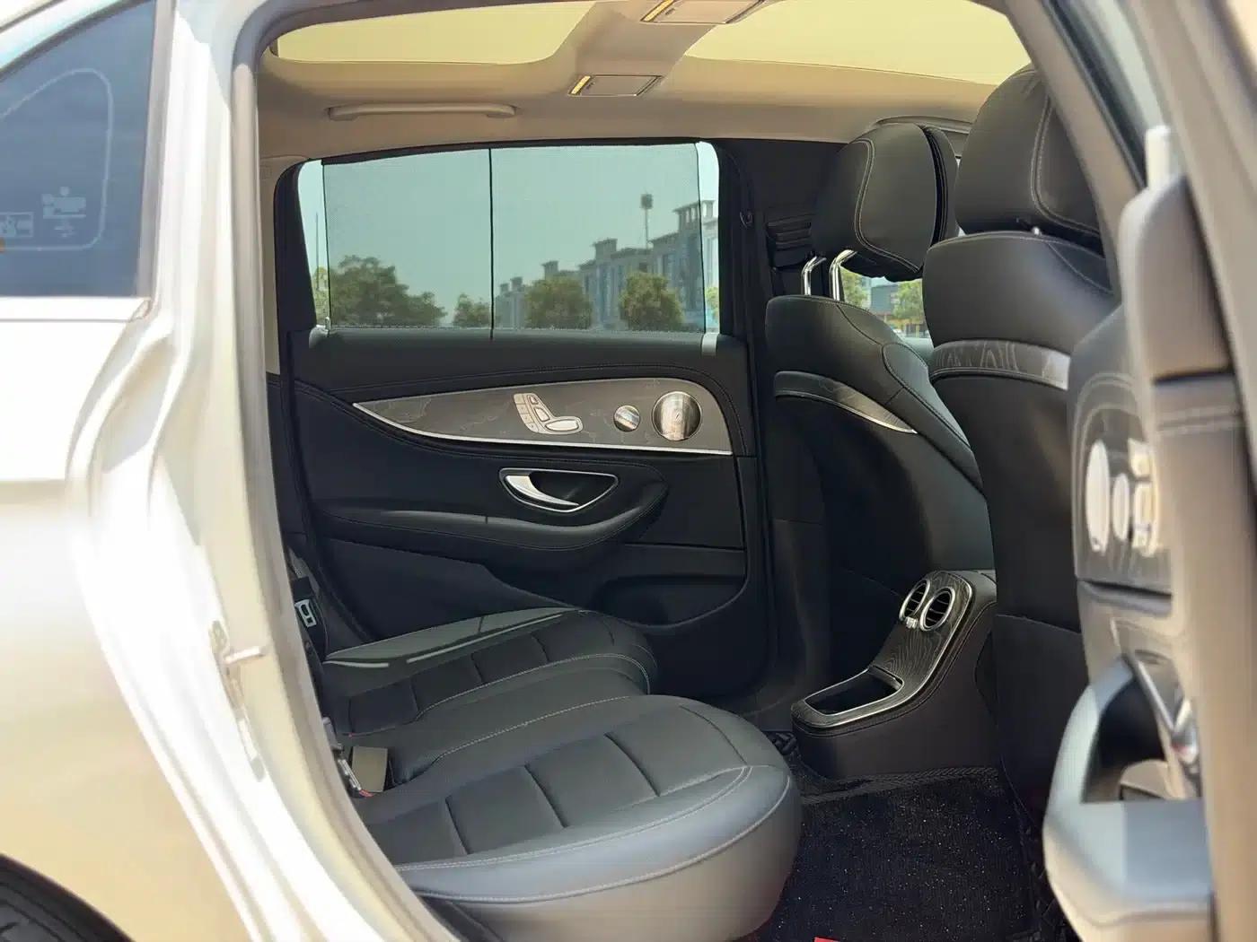 Mercedes-Benz E-Class 2021 Facelift E 300 L Sport Luxury — миниатюра 13