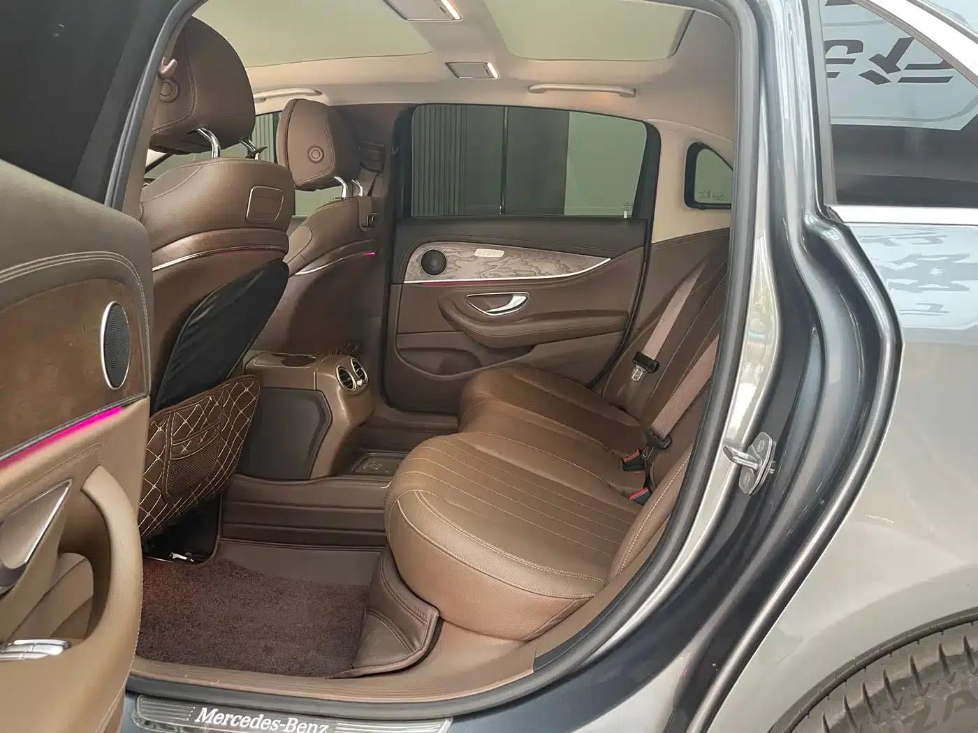 2017 Mercedes-Benz E-Class E 300 L Luxury — миниатюра 12