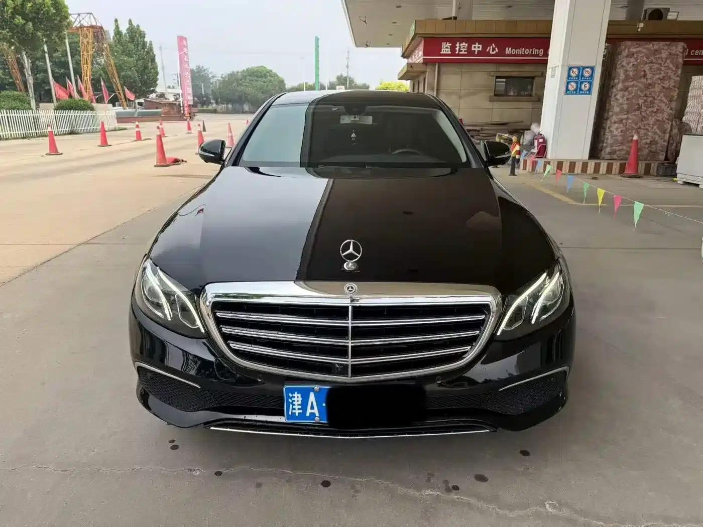2016 Mercedes-Benz E-Class E 300 L Sport Style — миниатюра 2