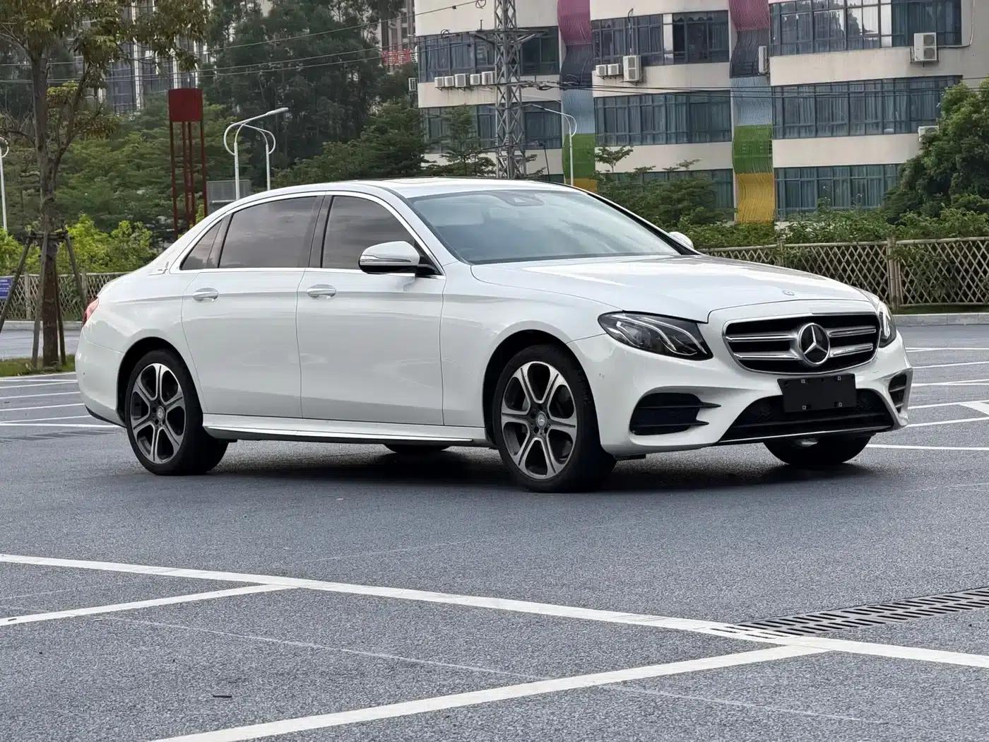 2016 Mercedes-Benz E-Class E 300 L Sport Style — миниатюра 3