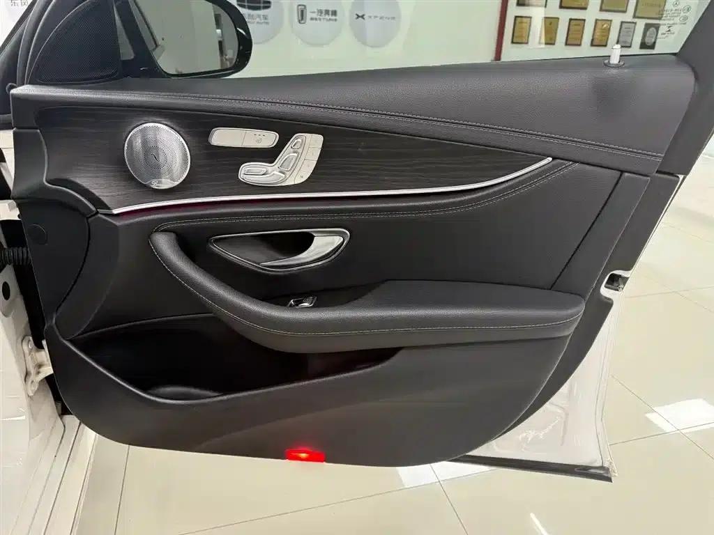Mercedes-Benz E-Class 2020 E 300 L Sport Luxury — миниатюра 12