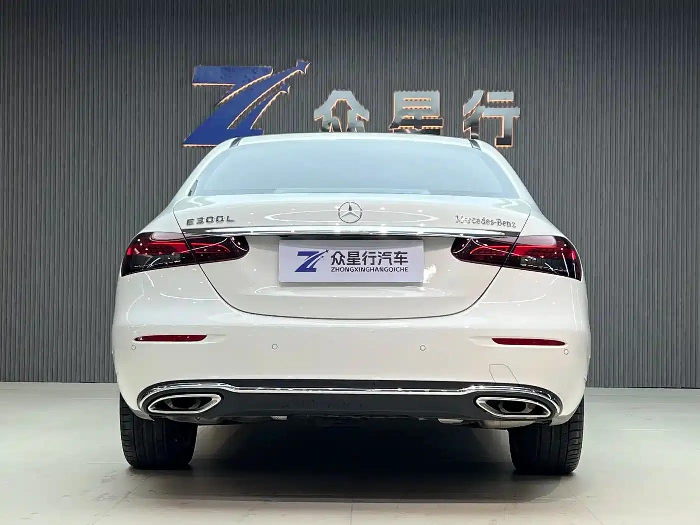 2021 Mercedes-Benz E-Class E 300 L Luxury — миниатюра 4