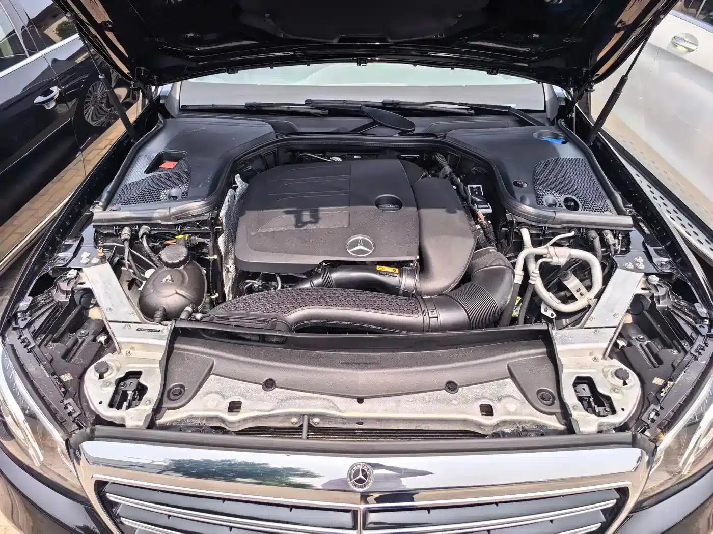Mercedes-Benz E-Class 2020 E 300 L Fashion Edition — миниатюра 14