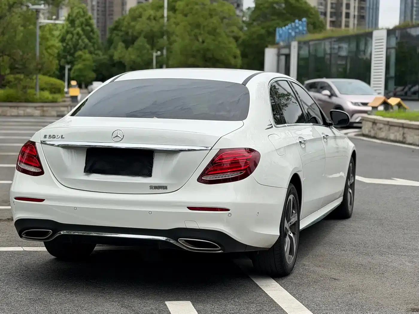 2018 Mercedes-Benz E-Class E 300 L Sport Style — миниатюра 12