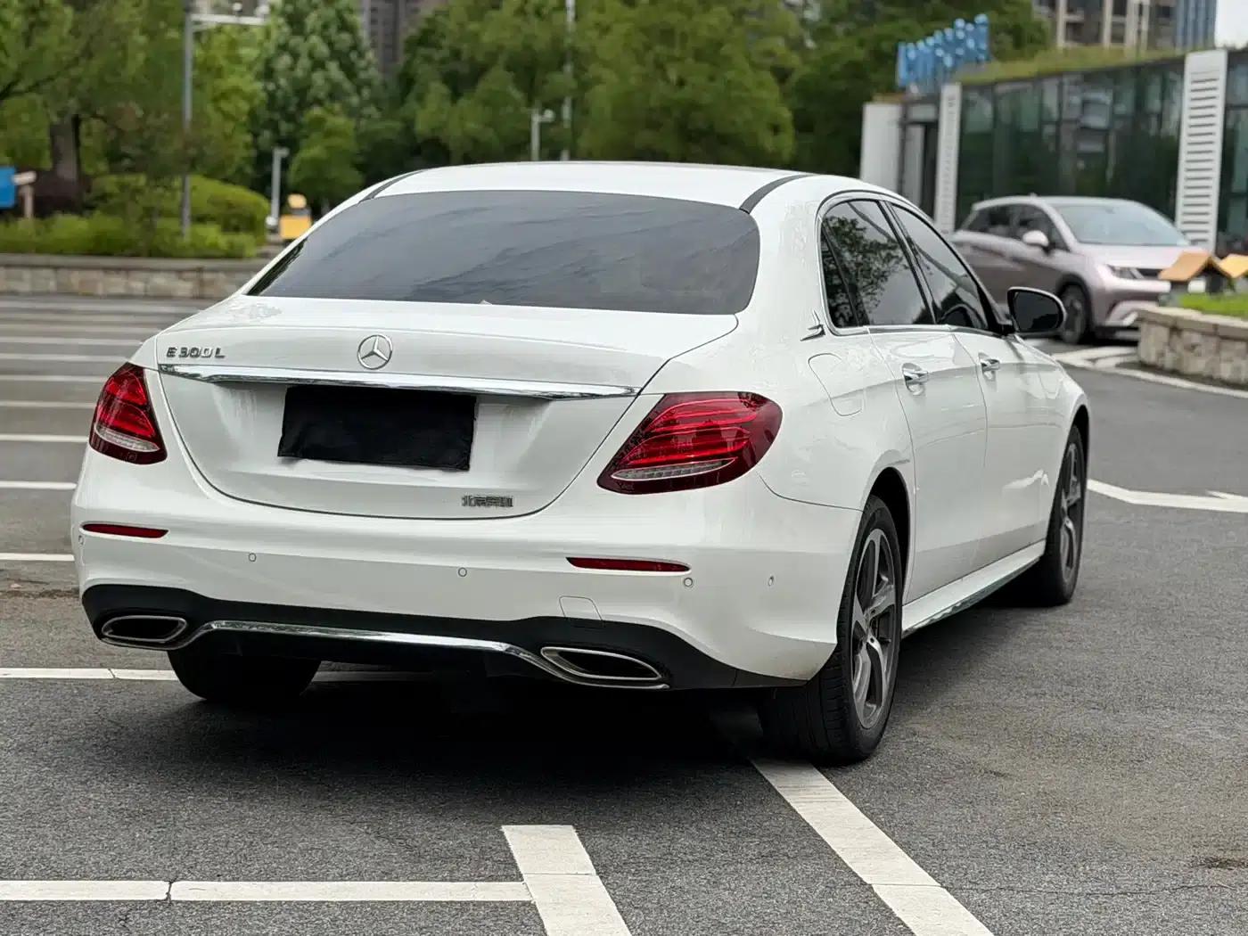 2018 Mercedes-Benz E-Class E 300 L Sport Style — миниатюра 15