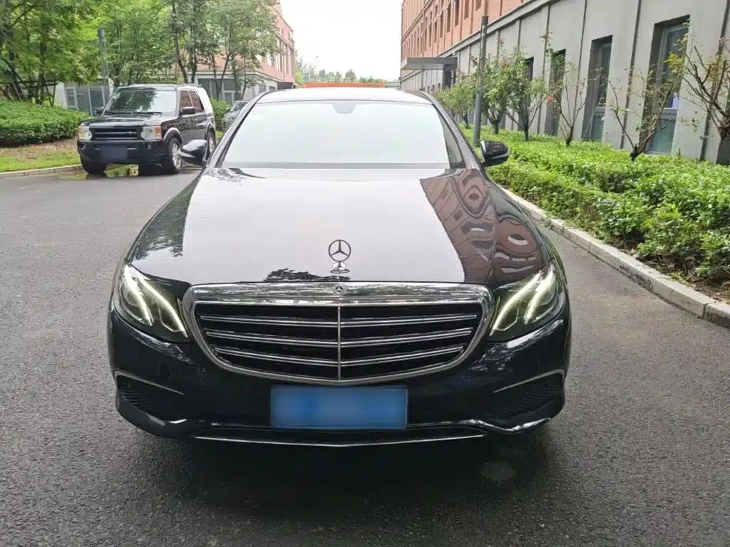 2018 Mercedes-Benz E-Class Facelift E 200 L — миниатюра 3