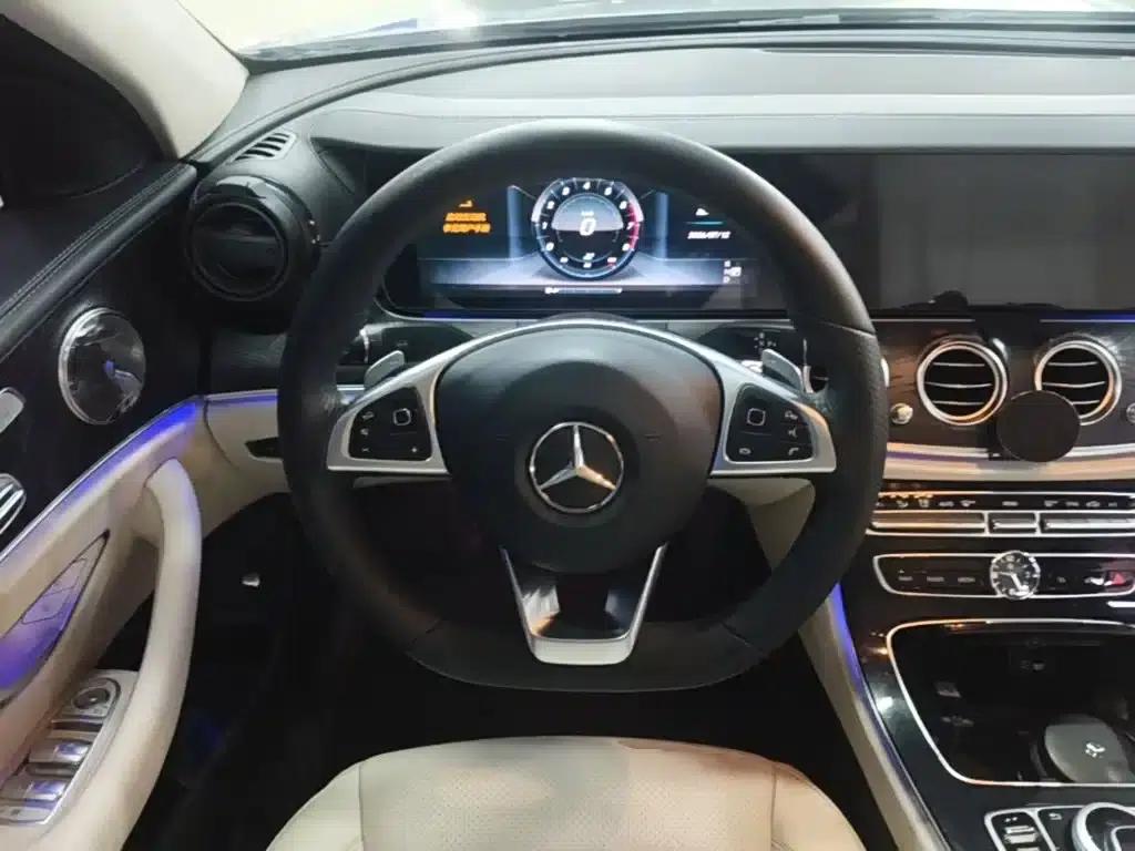 Mercedes-Benz E-Class 2017 E 300 L Sport Luxury — миниатюра 10