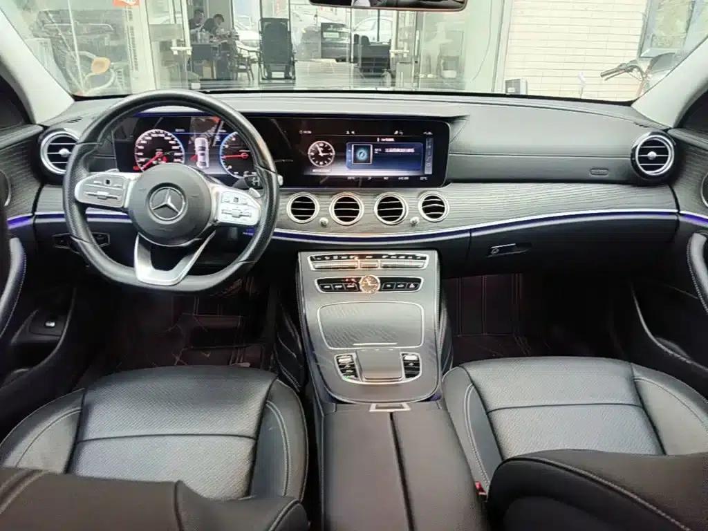 Mercedes-Benz E-Class 2020 E 300 L Sport Style — миниатюра 10