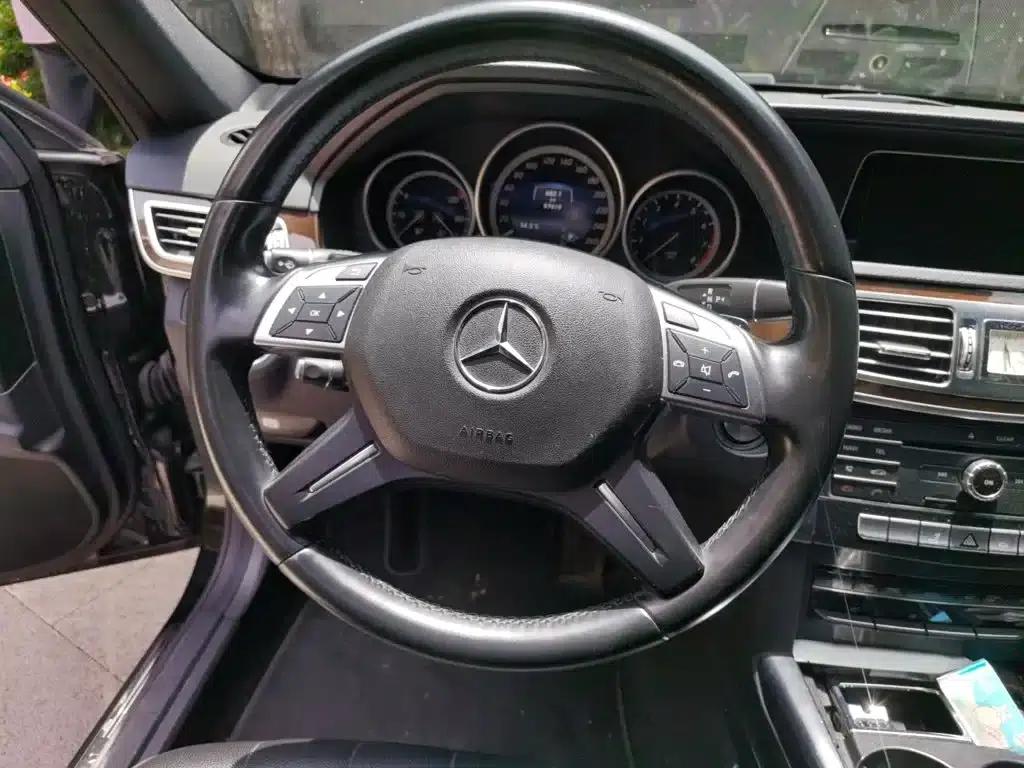 2015 Mercedes-Benz E-Class Facelift E 200 L — миниатюра 3