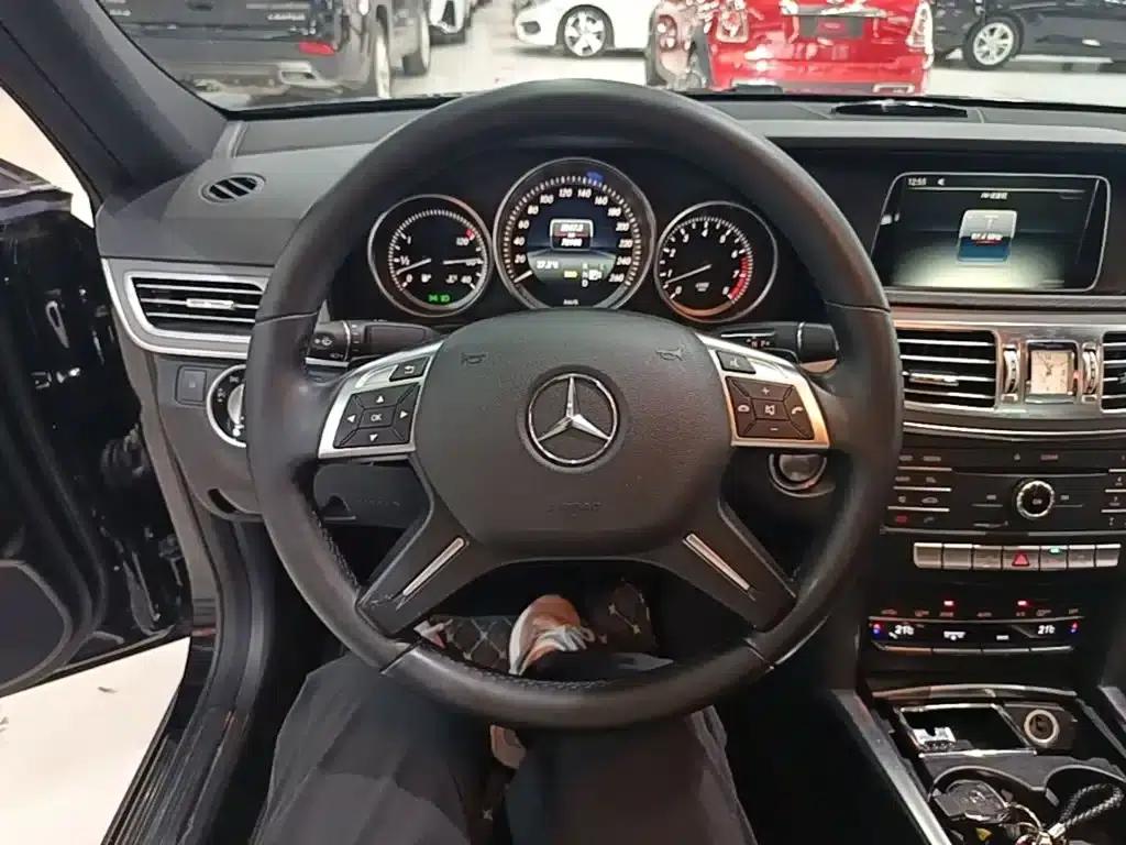 2015 Mercedes-Benz E-Class Facelift E 200 L — миниатюра 11