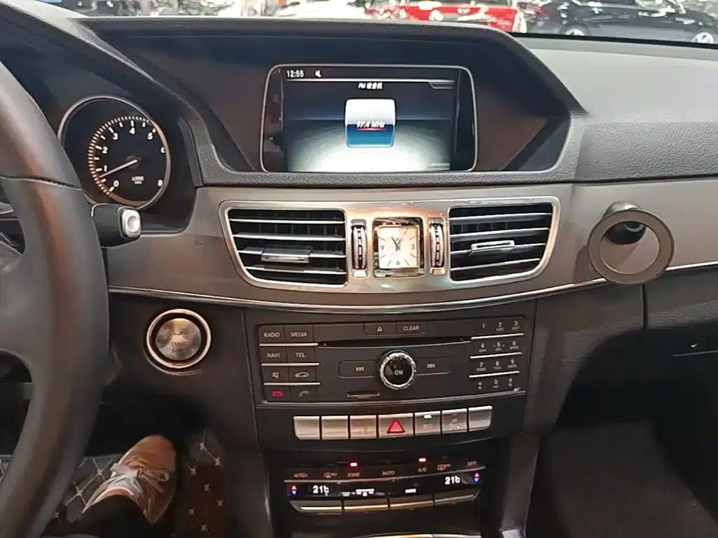 2015 Mercedes-Benz E-Class Facelift E 200 L — миниатюра 13