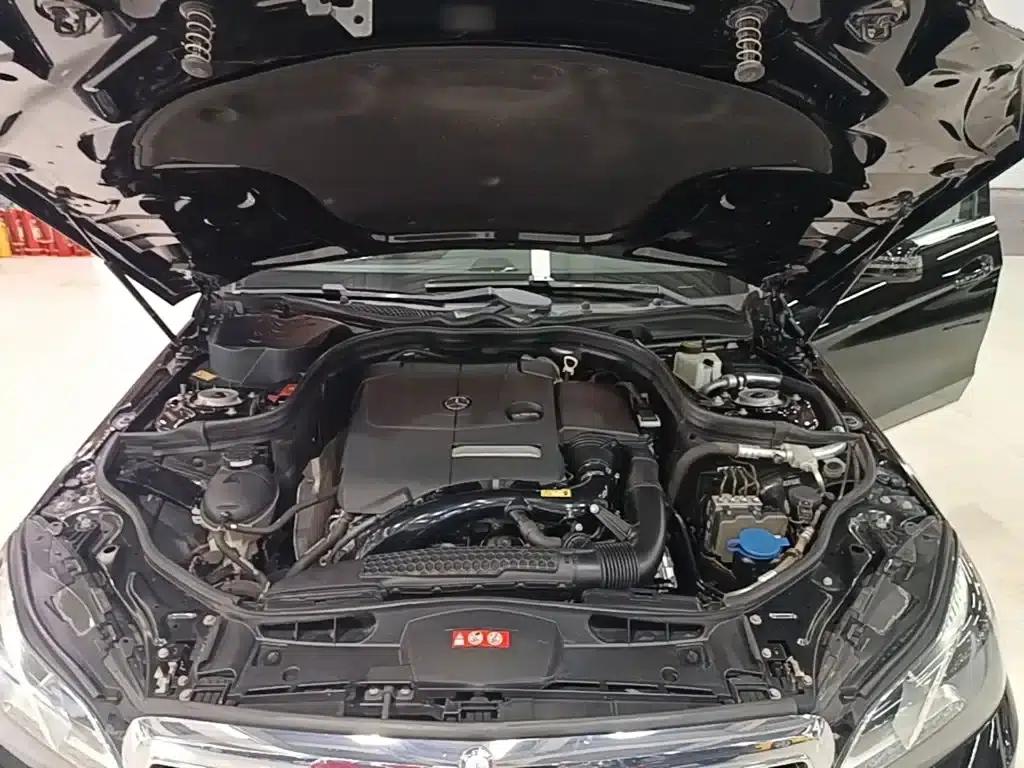 2015 Mercedes-Benz E-Class Facelift E 200 L — миниатюра 20