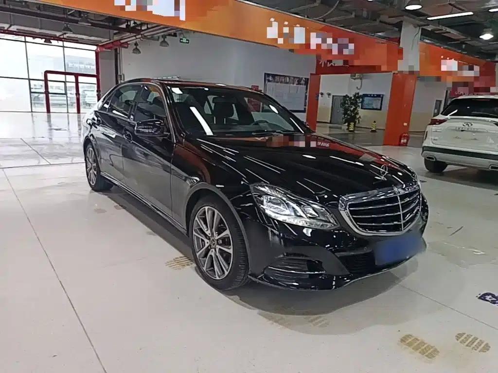 2015 Mercedes-Benz E-Class Facelift E 200 L — миниатюра 4