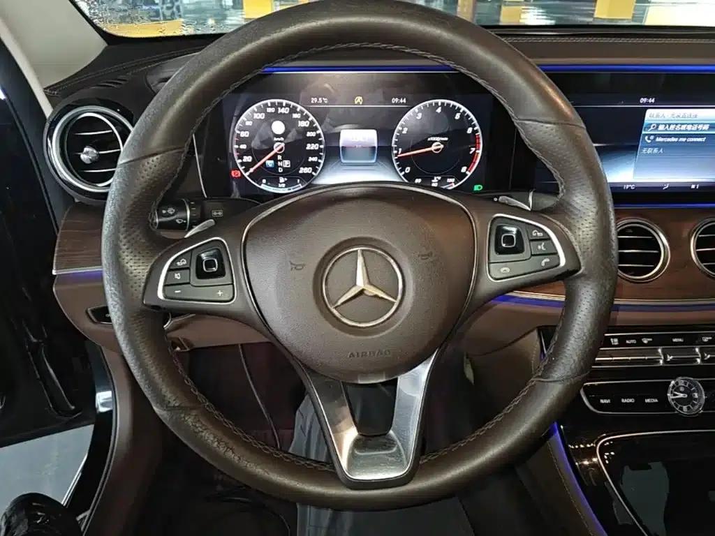2016 Mercedes-Benz E-Class E 200 L — миниатюра 11