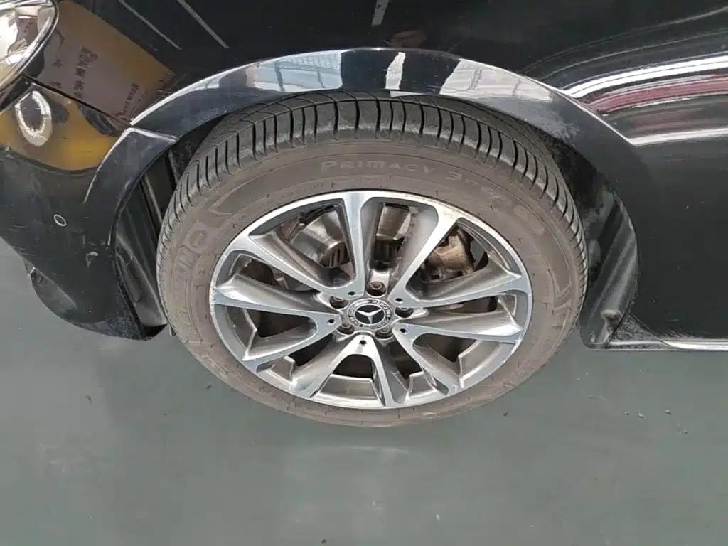 2016 Mercedes-Benz E-Class E 200 L — миниатюра 23
