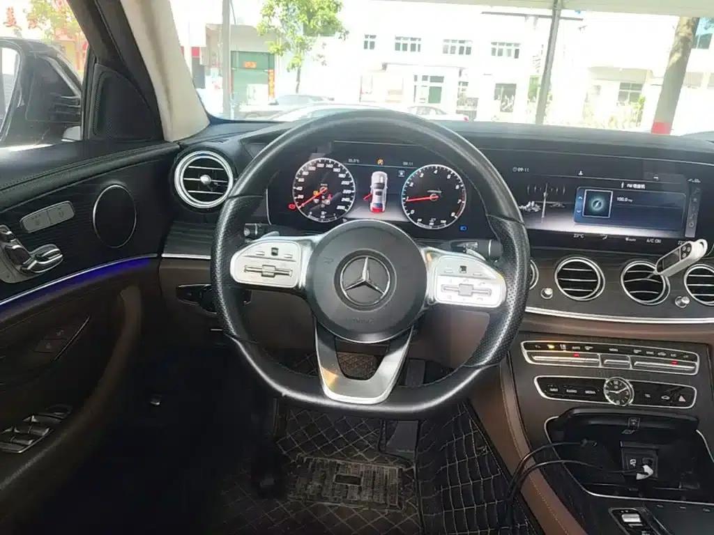 Mercedes-Benz E-Class 2020 E 300 L Sport Style — миниатюра 11