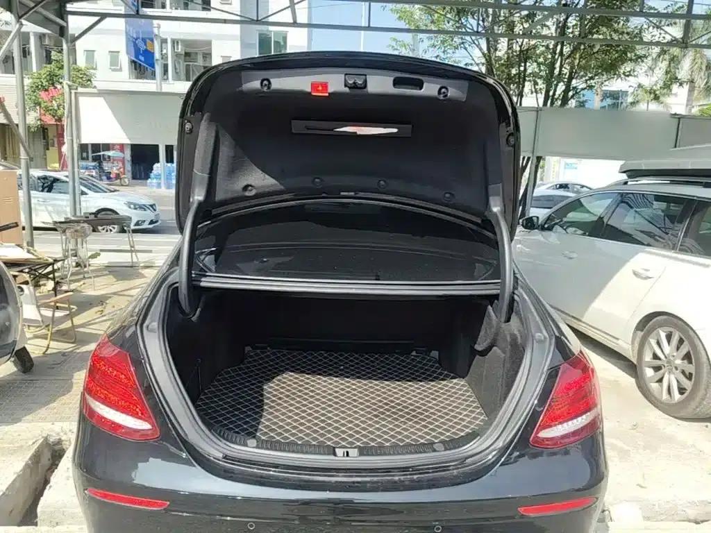 Mercedes-Benz E-Class 2020 E 300 L Sport Style — миниатюра 19