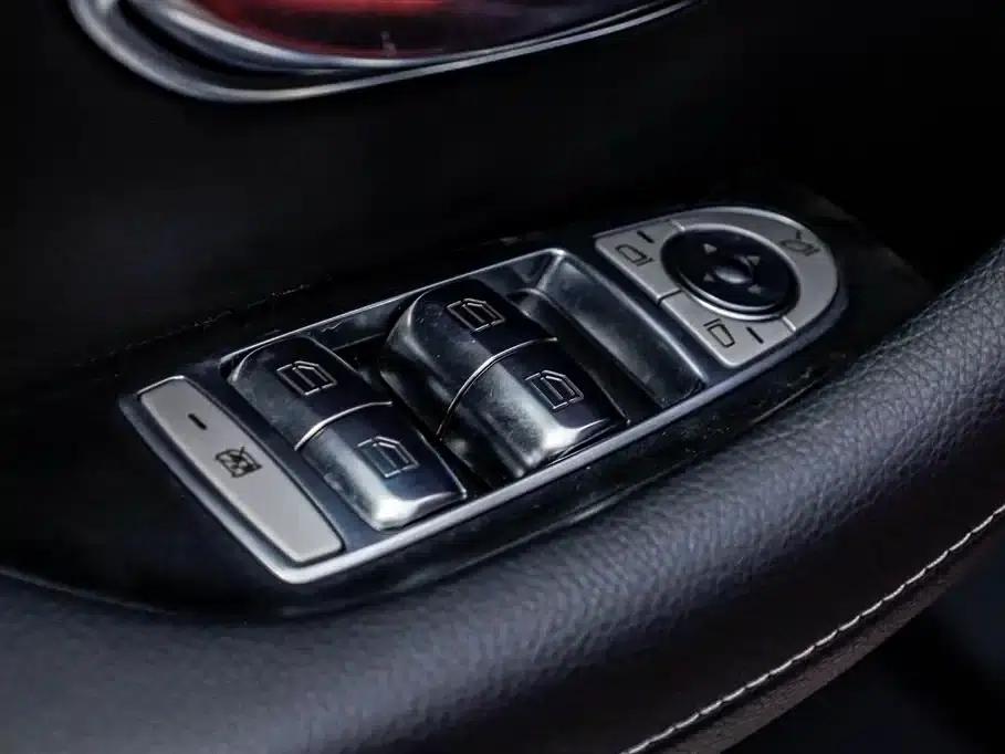 Mercedes-Benz E-Class (Imported) 2021 Facelift E 260 Fashion Sport Edition — миниатюра 11