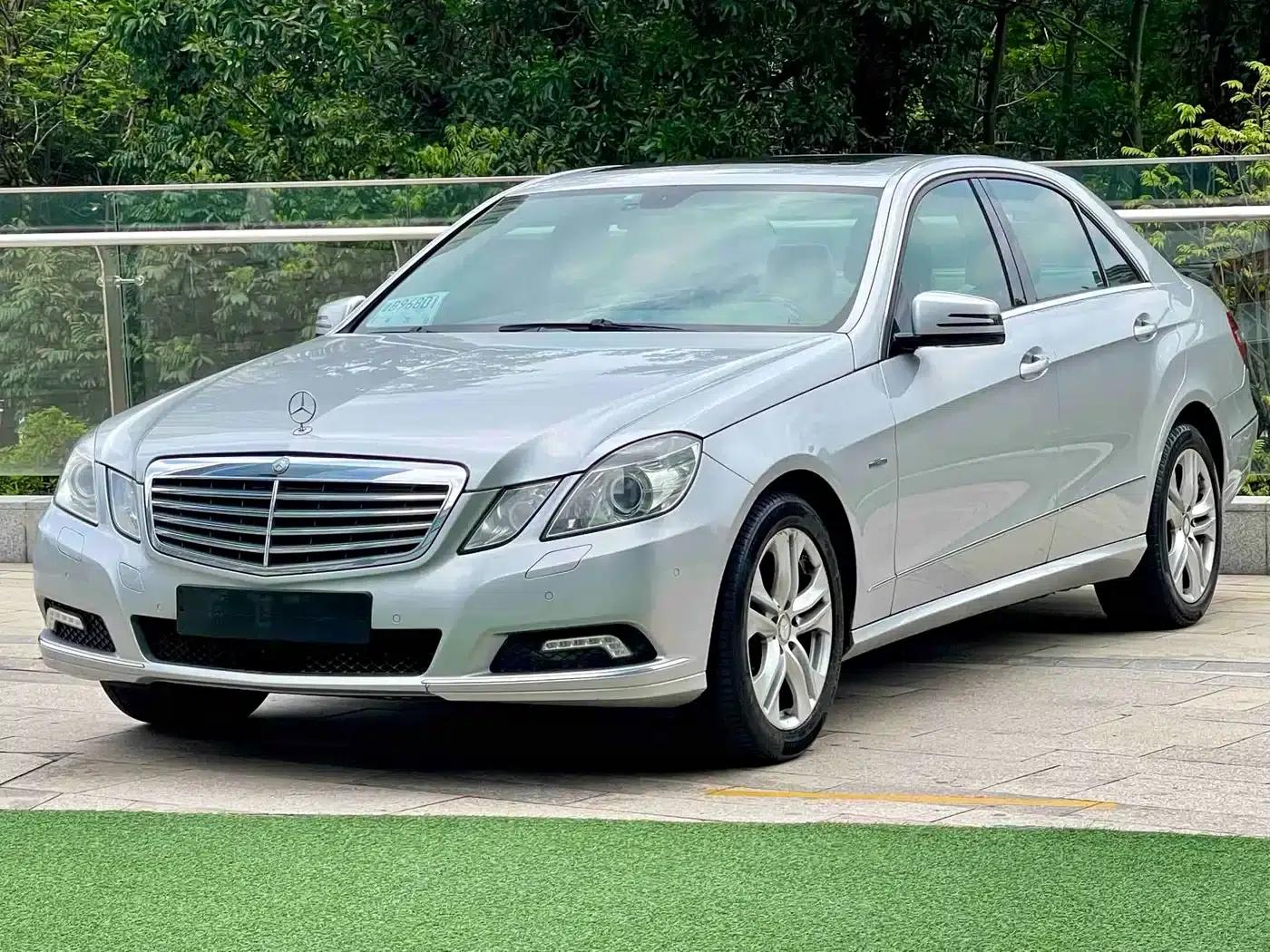 Mercedes-Benz E-Class (Imported) 2010 E 200 CGI Elegance — миниатюра 1