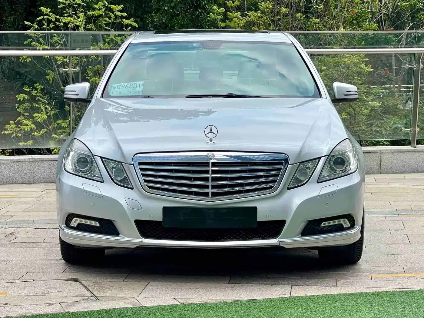 Mercedes-Benz E-Class (Imported) 2010 E 200 CGI Elegance — миниатюра 2