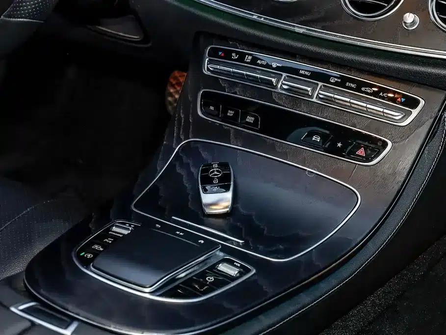 Mercedes-Benz E-Class (Imported) 2021 Facelift E 260 Fashion Sport Edition — миниатюра 26