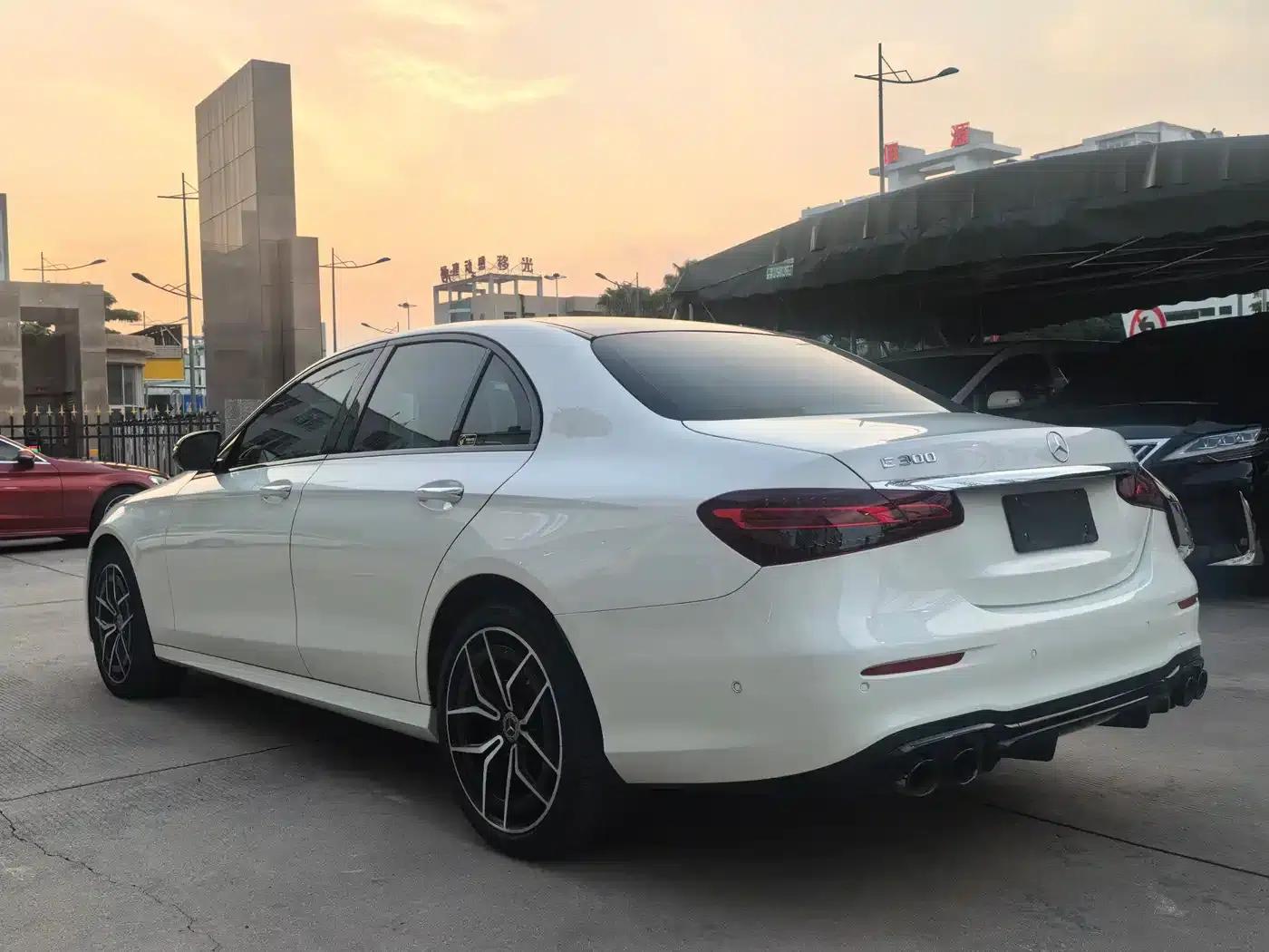 Imported Mercedes-Benz E-Class 2022 E 300 Luxury Sport Edition — миниатюра 5