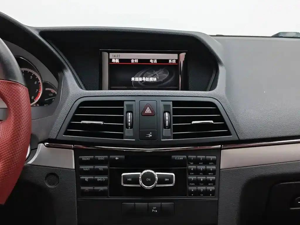 Imported Mercedes-Benz E-Class 2012 E 200 CGI Coupe — миниатюра 12