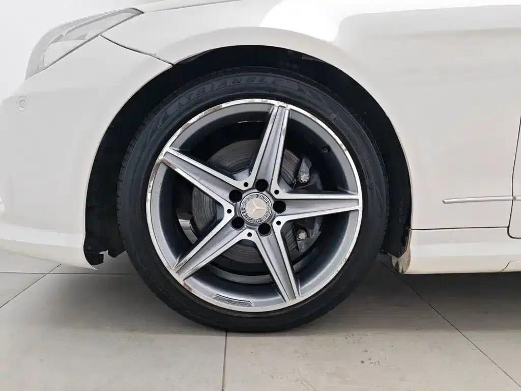 Imported Mercedes-Benz E-Class 2012 E 200 CGI Coupe — миниатюра 17