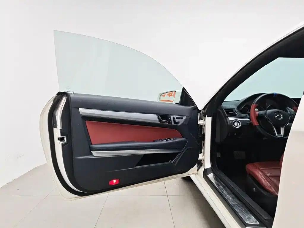 Imported Mercedes-Benz E-Class 2012 E 200 CGI Coupe — миниатюра 8