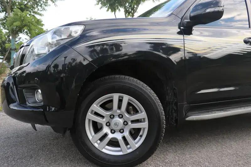 2010 Prado 4.0L Automatic VX — миниатюра 13