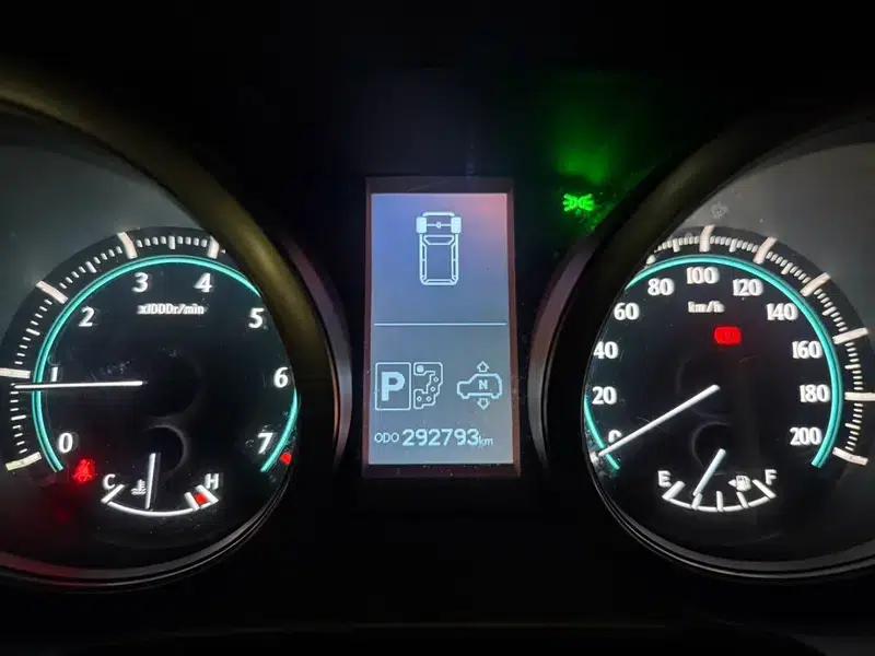 2010 Prado 4.0L Automatic VX — миниатюра 19