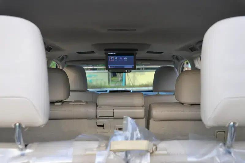 2010 Prado 4.0L Automatic VX — миниатюра 33