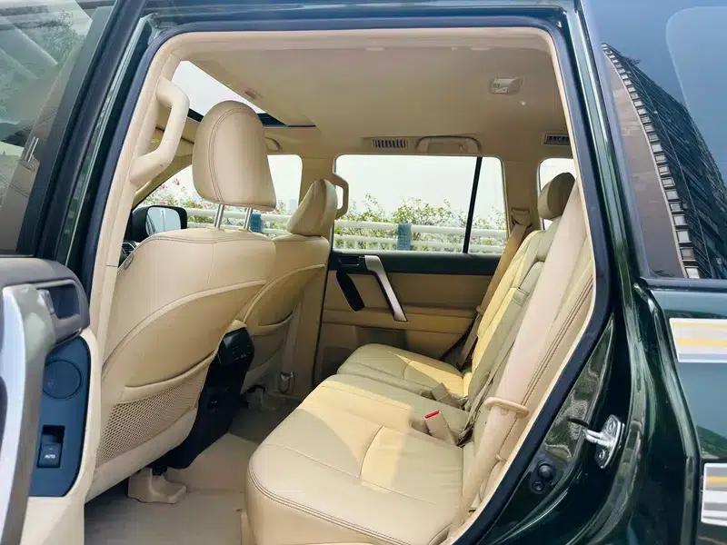2016 Prado 2.7L Automatic Luxury Edition — миниатюра 14