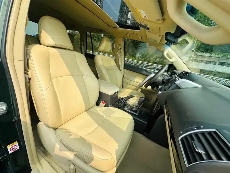 2016 Prado 2.7L Automatic Luxury Edition — миниатюра 15