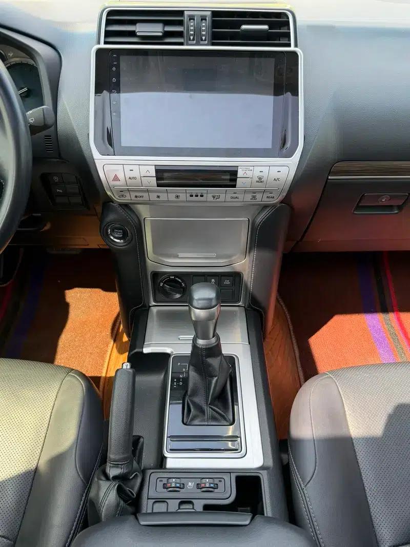 2018 Prado 3.5L Automatic TX-L — миниатюра 17