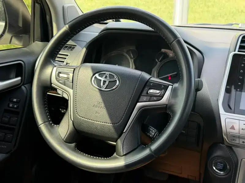 2018 Prado 3.5L Automatic TX-L — миниатюра 19