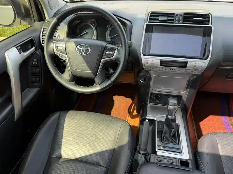 2018 Prado 3.5L Automatic TX-L — миниатюра 23