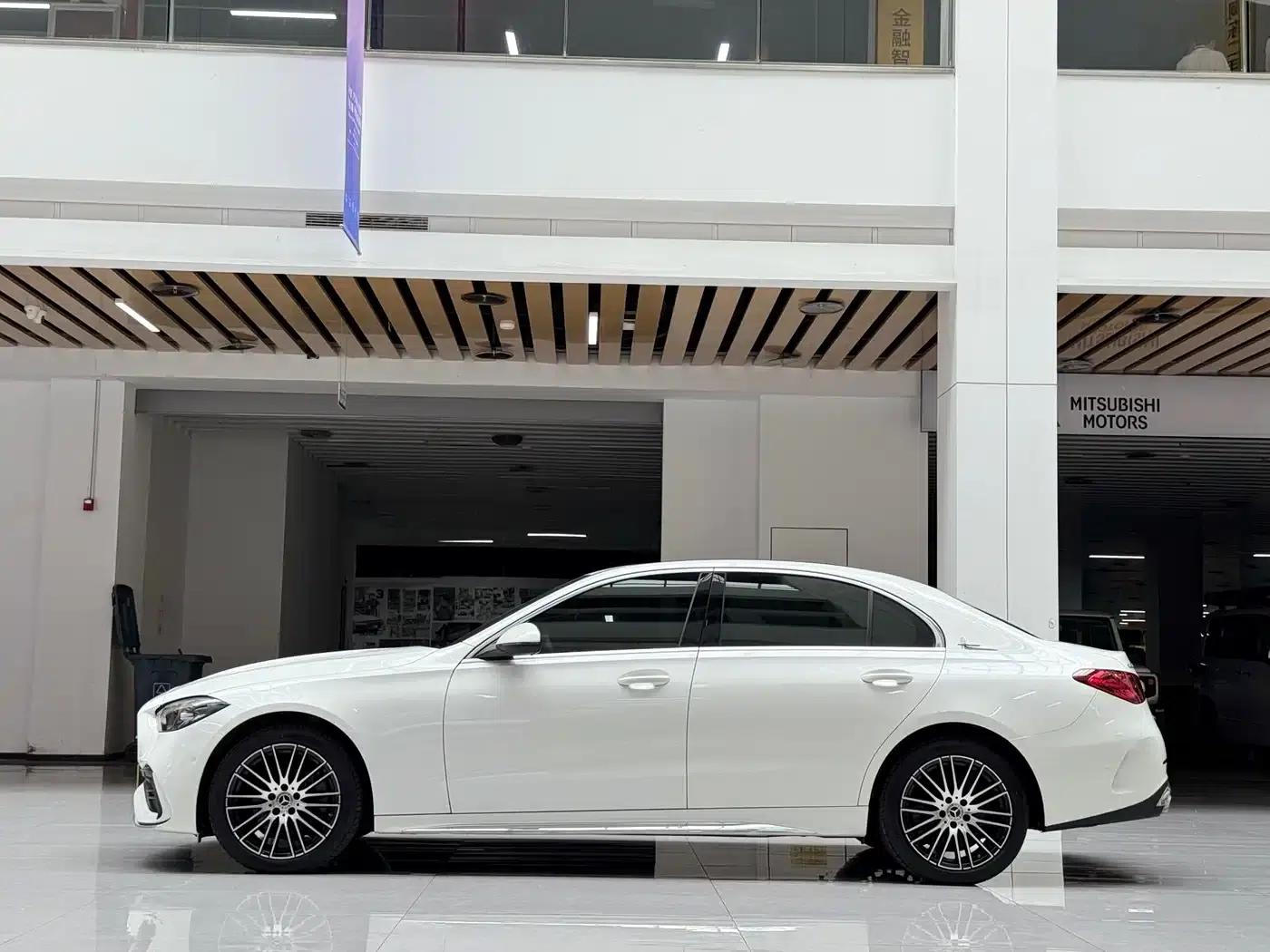 2024 Mercedes-Benz C-Class C 200 L Sport Edition — миниатюра 8