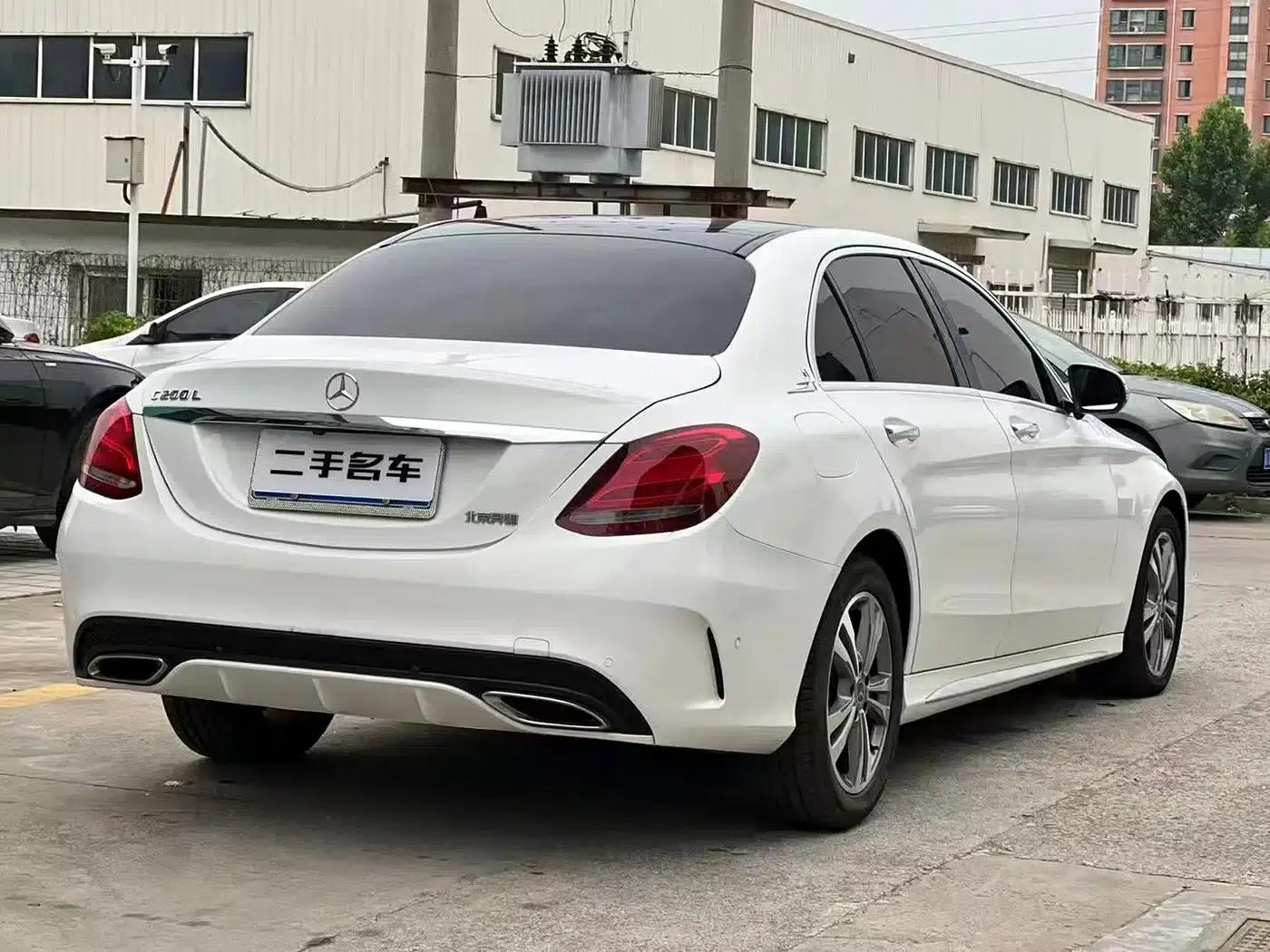2018 Mercedes-Benz C-Class C 200 L Sport Edition — миниатюра 9