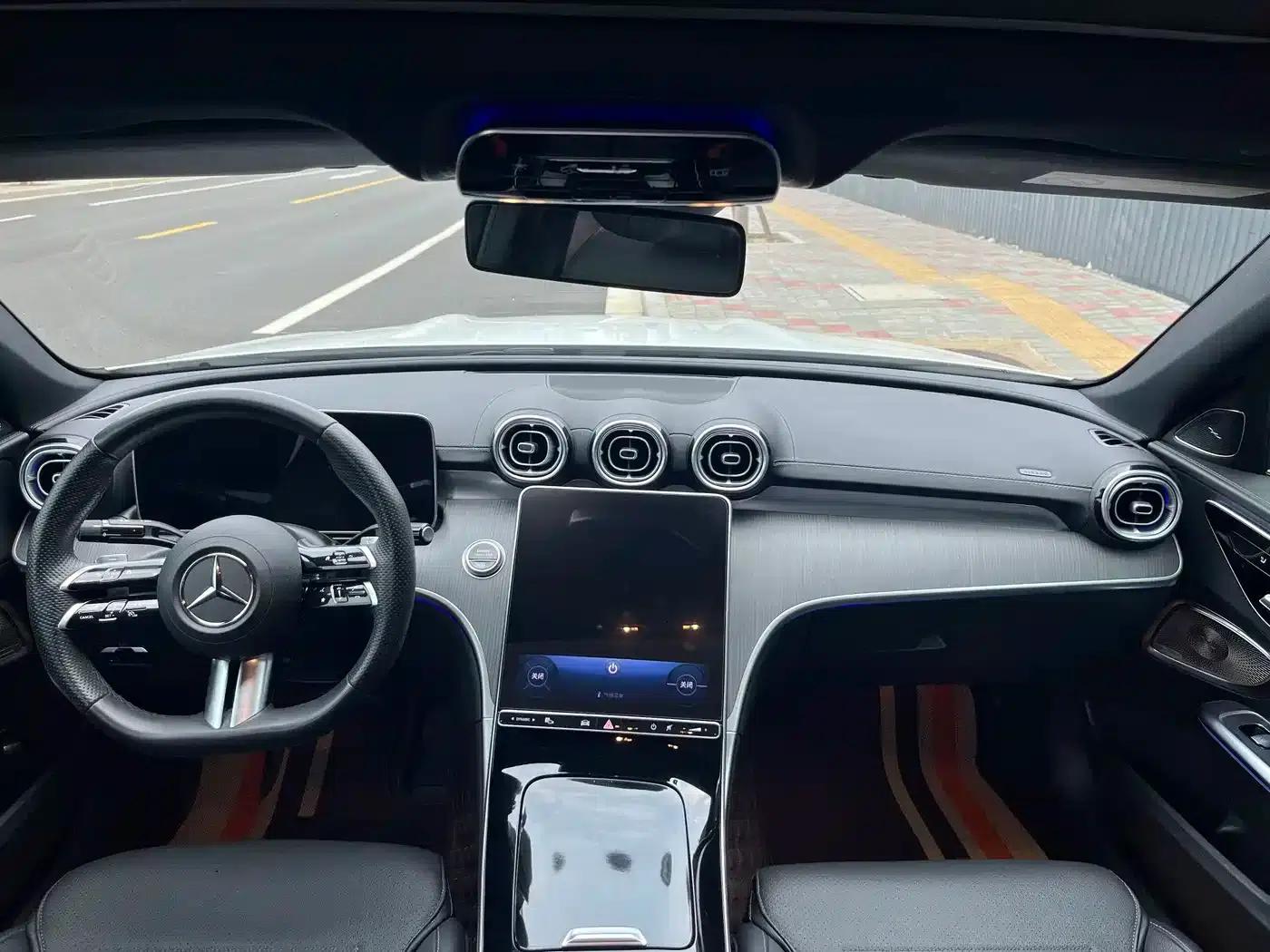Mercedes-Benz C-Class 2022 Facelift C 260 L Sport Night Edition — миниатюра 6