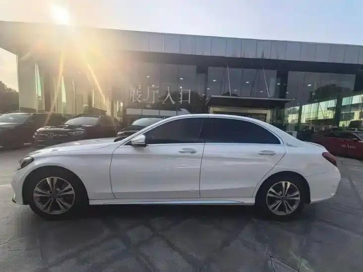 2018 Mercedes-Benz C-Class C 200 L Sport Edition — миниатюра 2